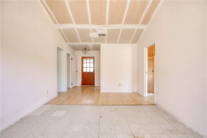 1097 San Adriano, San Luis Obispo, California 93405
