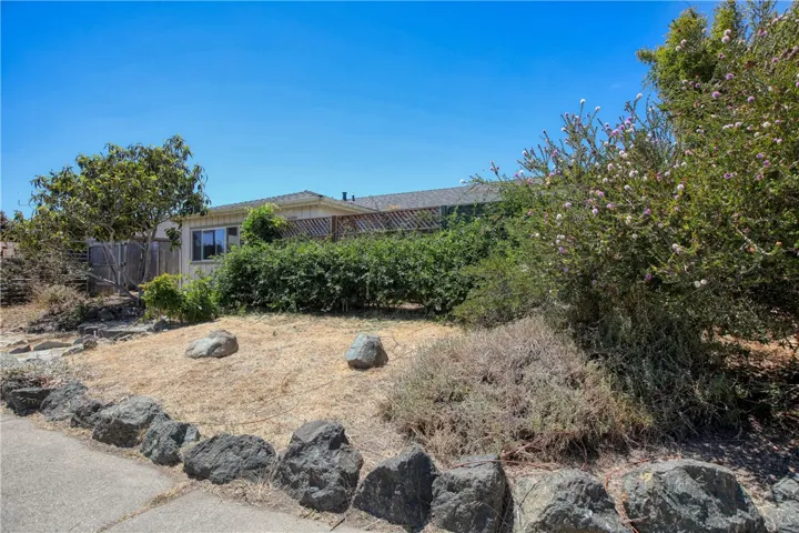 1097 San Adriano, San Luis Obispo, California 93405