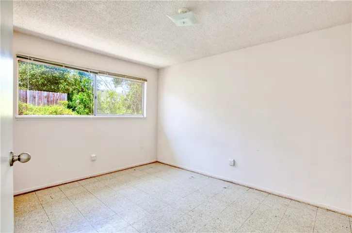 1097 San Adriano, San Luis Obispo, California 93405