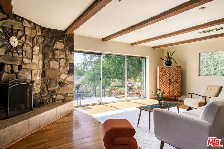 11111 Tujunga Canyon Boulevard, Tujunga, California 91042
