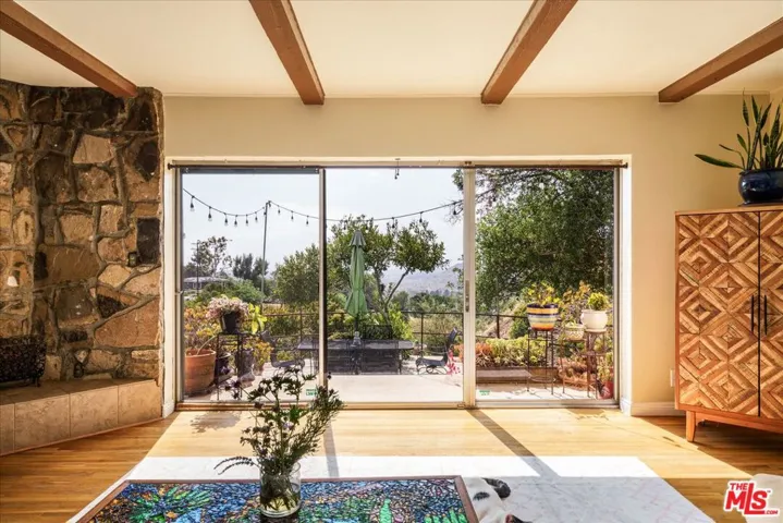 11111 Tujunga Canyon Boulevard, Tujunga, California 91042