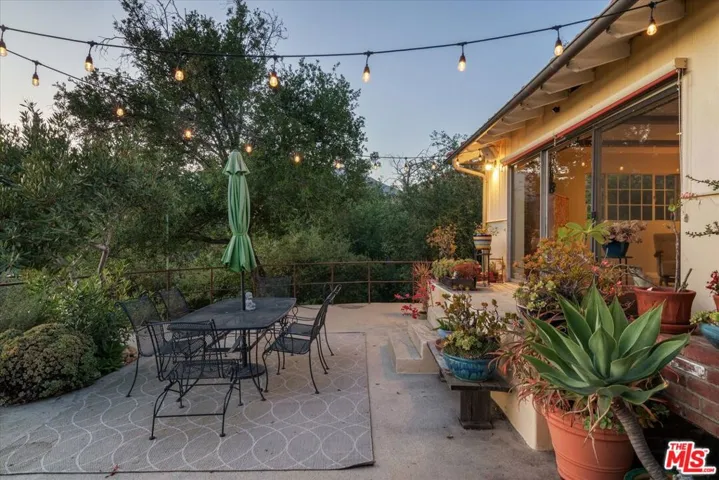 11111 Tujunga Canyon Boulevard, Tujunga, California 91042