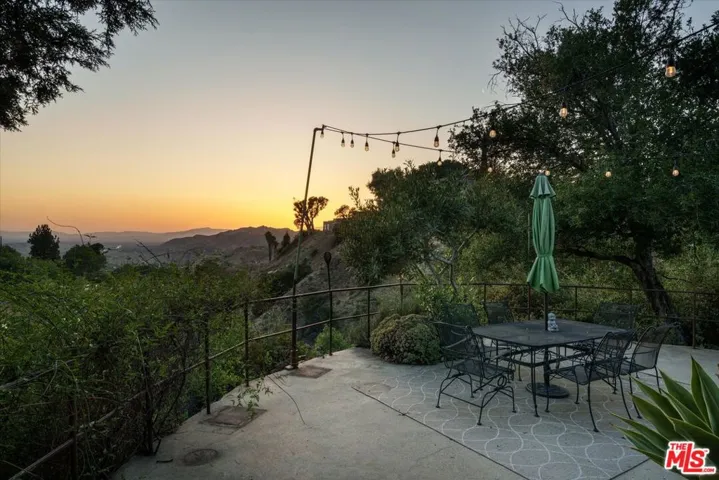 11111 Tujunga Canyon Boulevard, Tujunga, California 91042