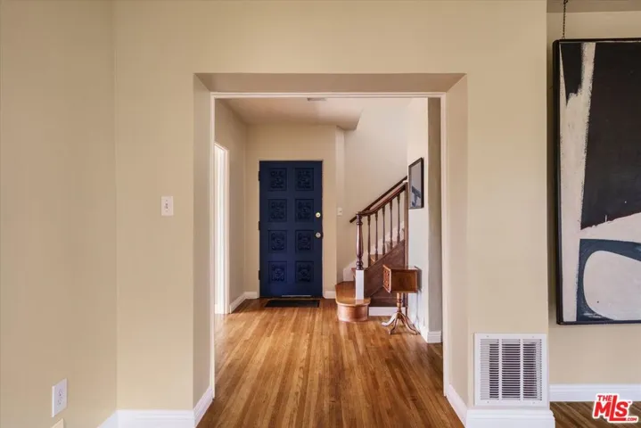 11111 Tujunga Canyon Boulevard, Tujunga, California 91042