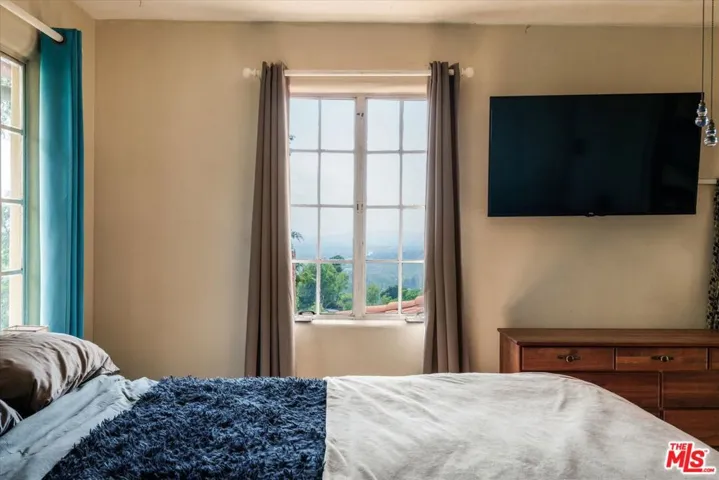 11111 Tujunga Canyon Boulevard, Tujunga, California 91042