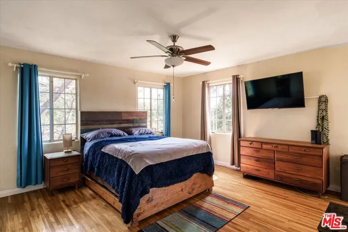 11111 Tujunga Canyon Boulevard, Tujunga, California 91042