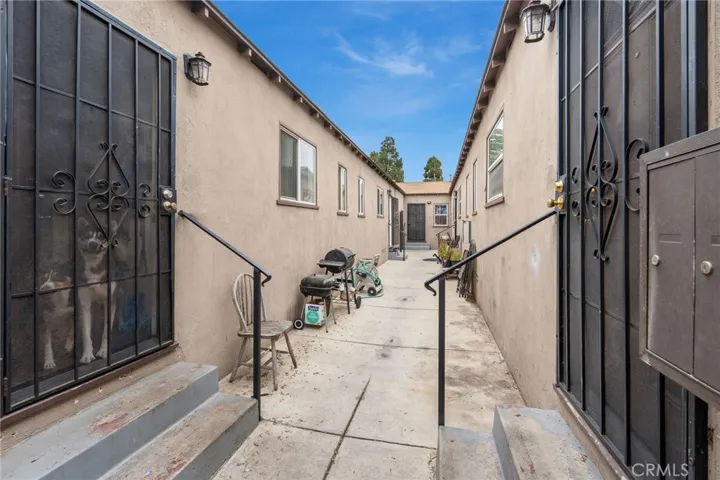 2751 14th Street, Long Beach, California 90804