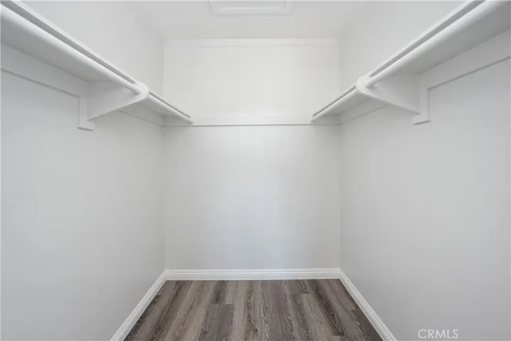 Walk-in Closet