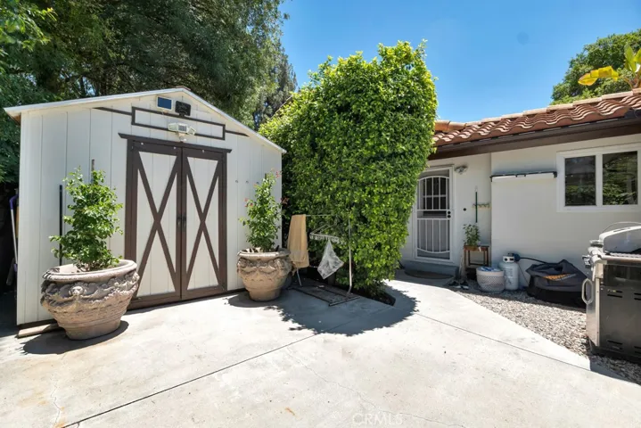 9604 Tunney Avenue, Northridge, California 91324
