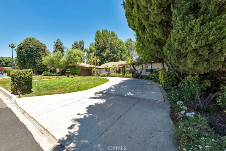 9604 Tunney Avenue, Northridge, California 91324