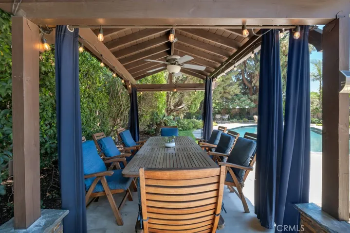 9604 Tunney Avenue, Northridge, California 91324