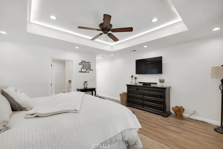 9604 Tunney Avenue, Northridge, California 91324