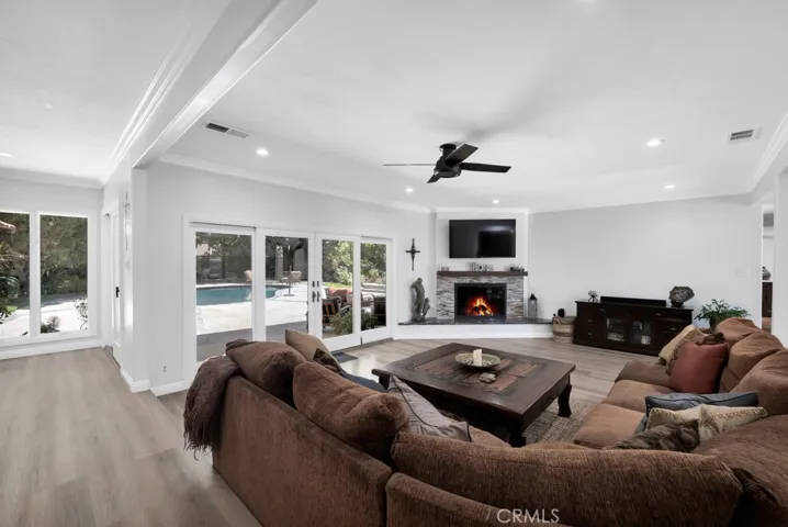 9604 Tunney Avenue, Northridge, California 91324