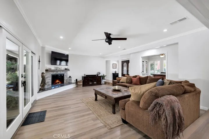 9604 Tunney Avenue, Northridge, California 91324