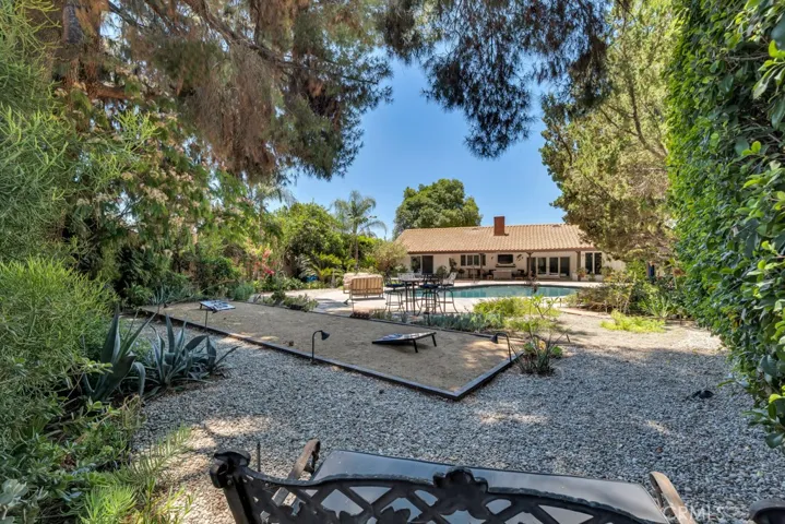 9604 Tunney Avenue, Northridge, California 91324