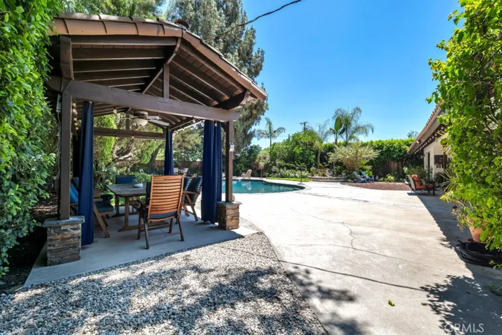 9604 Tunney Avenue, Northridge, California 91324