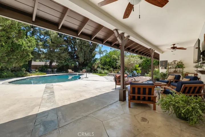 9604 Tunney Avenue, Northridge, California 91324