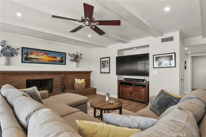 536 S Tumbleweed Road, Anaheim Hills, California 92807