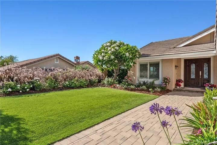 536 S Tumbleweed Road, Anaheim Hills, California 92807