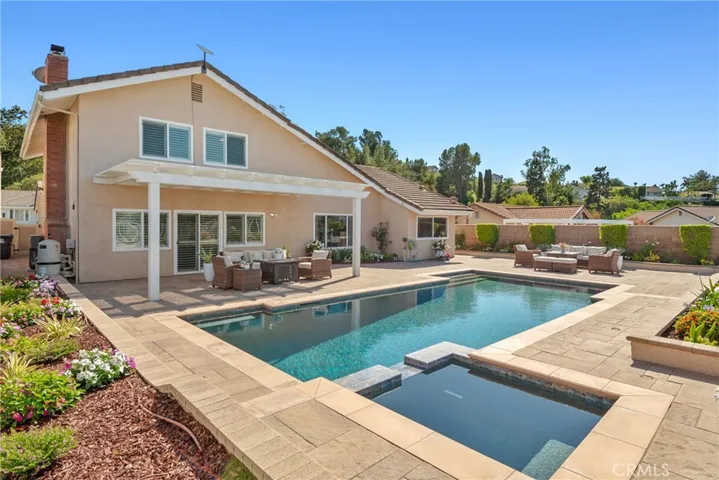 536 S Tumbleweed Road, Anaheim Hills, California 92807