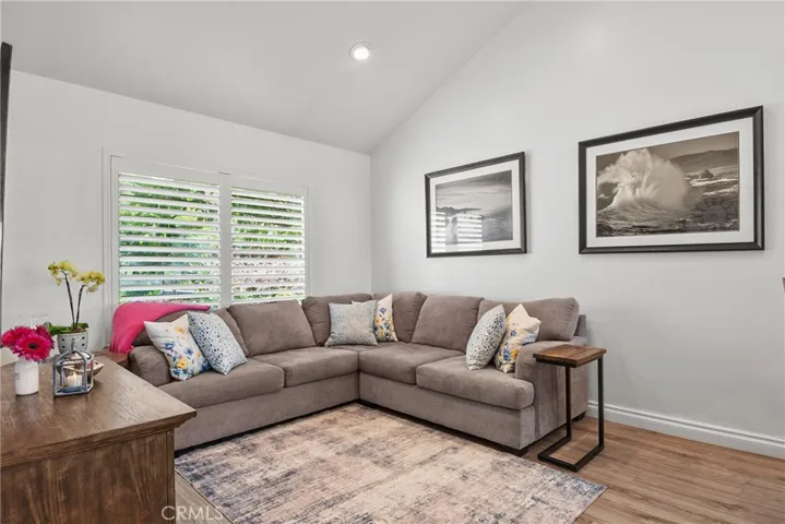 536 S Tumbleweed Road, Anaheim Hills, California 92807