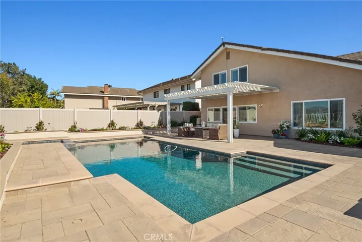 536 S Tumbleweed Road, Anaheim Hills, California 92807