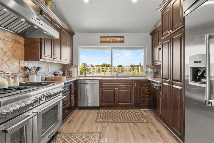 536 S Tumbleweed Road, Anaheim Hills, California 92807
