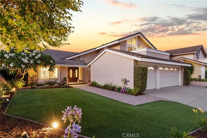 536 S Tumbleweed Road, Anaheim Hills, California 92807