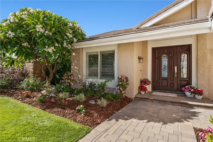 536 S Tumbleweed Road, Anaheim Hills, California 92807