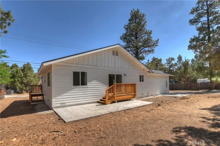 901 Ash Lane, Big Bear City, California 92314