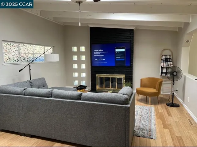 4760 Del Rio, Sacramento, California 95822-1132
