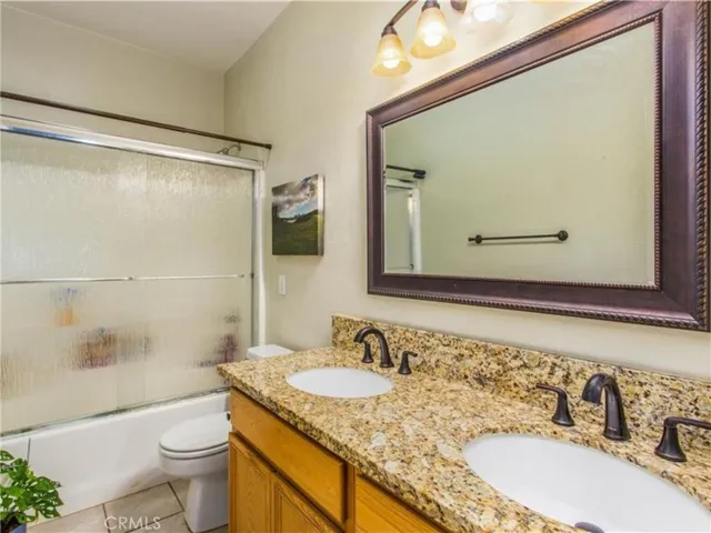 30016 Cabo Del Oeste, Highland, California 92346