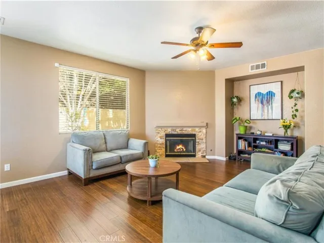 30016 Cabo Del Oeste, Highland, California 92346