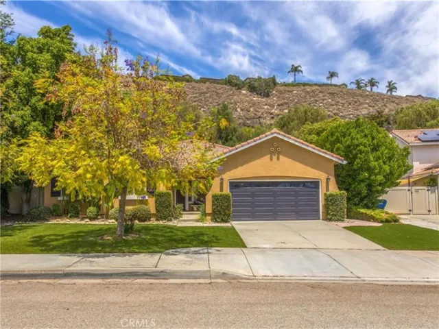 30016 Cabo Del Oeste, Highland, California 92346