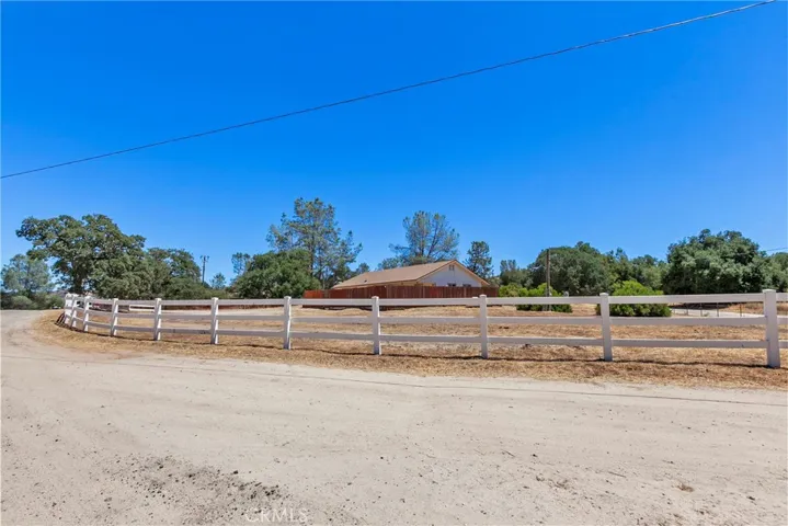 4281 Blue Road, Creston, California 93432