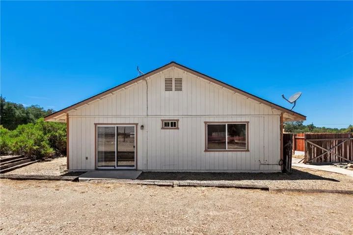 4281 Blue Road, Creston, California 93432