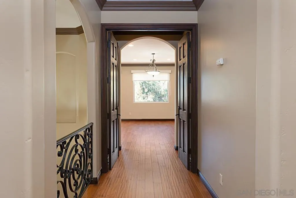 3745 Vista Pointe, Bonita, California 91902 home-pic-25