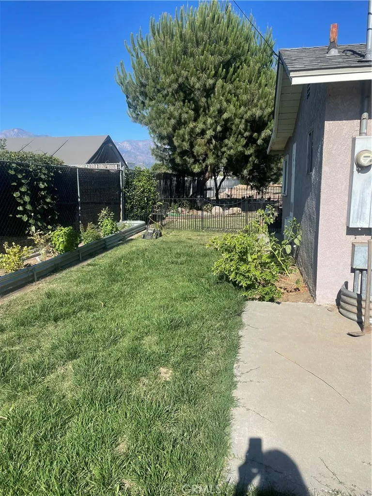 12435 14th Street, Yucaipa, California 92399 home-pic-21