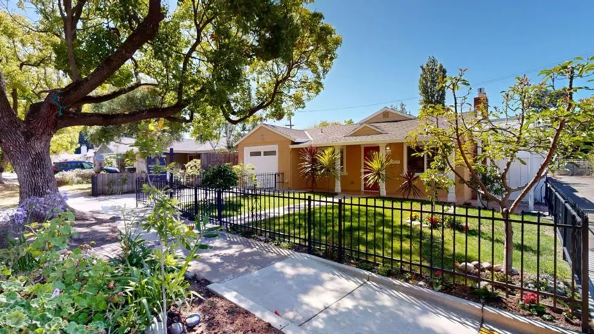 175 G Street, Redwood City, California 94063