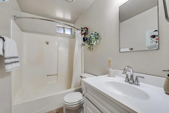 39024 Blacow Rd, Fremont, California 94538