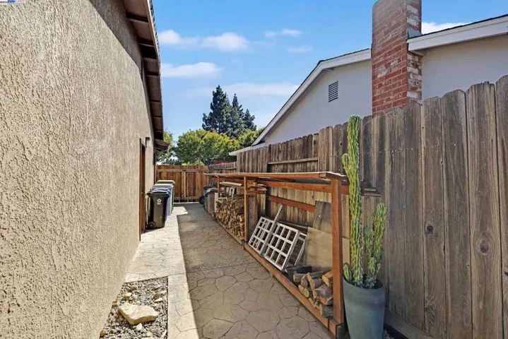 39024 Blacow Rd, Fremont, California 94538