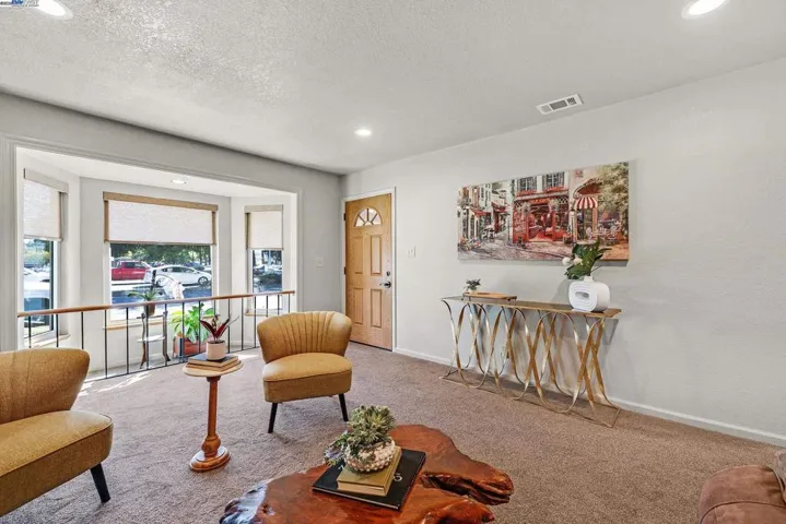 39024 Blacow Rd, Fremont, California 94538