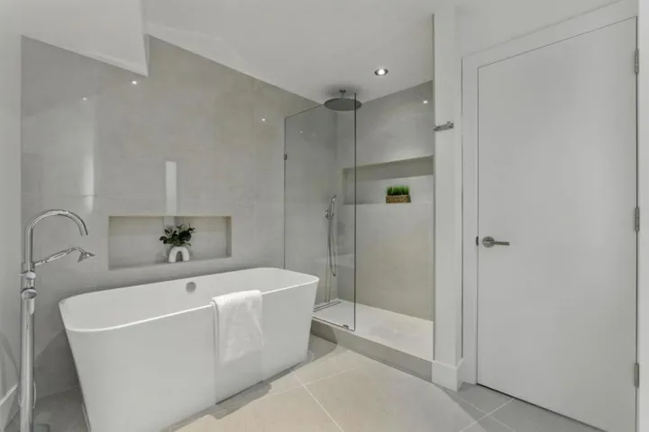 324 Clifton Avenue, San Carlos, California 94070