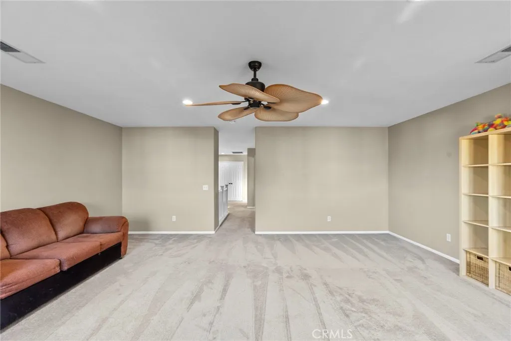 28328 Alton Way, Castaic, California 91384 home-pic-20