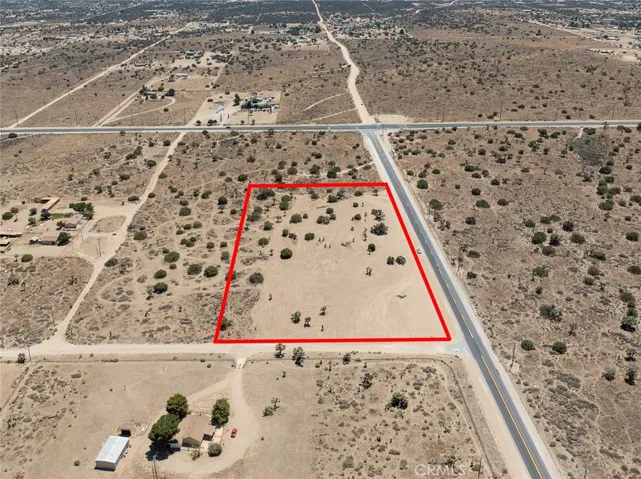 11 Caughlin Road, Phelan, California 92371