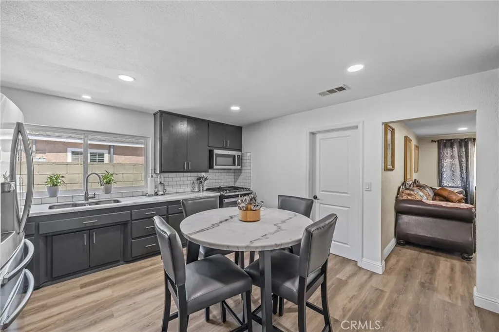3109 Robinette Avenue, Baldwin Park, California 91706 home-pic-10