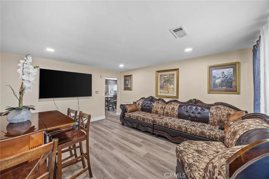 3109 Robinette Avenue, Baldwin Park, California 91706 home-pic-6