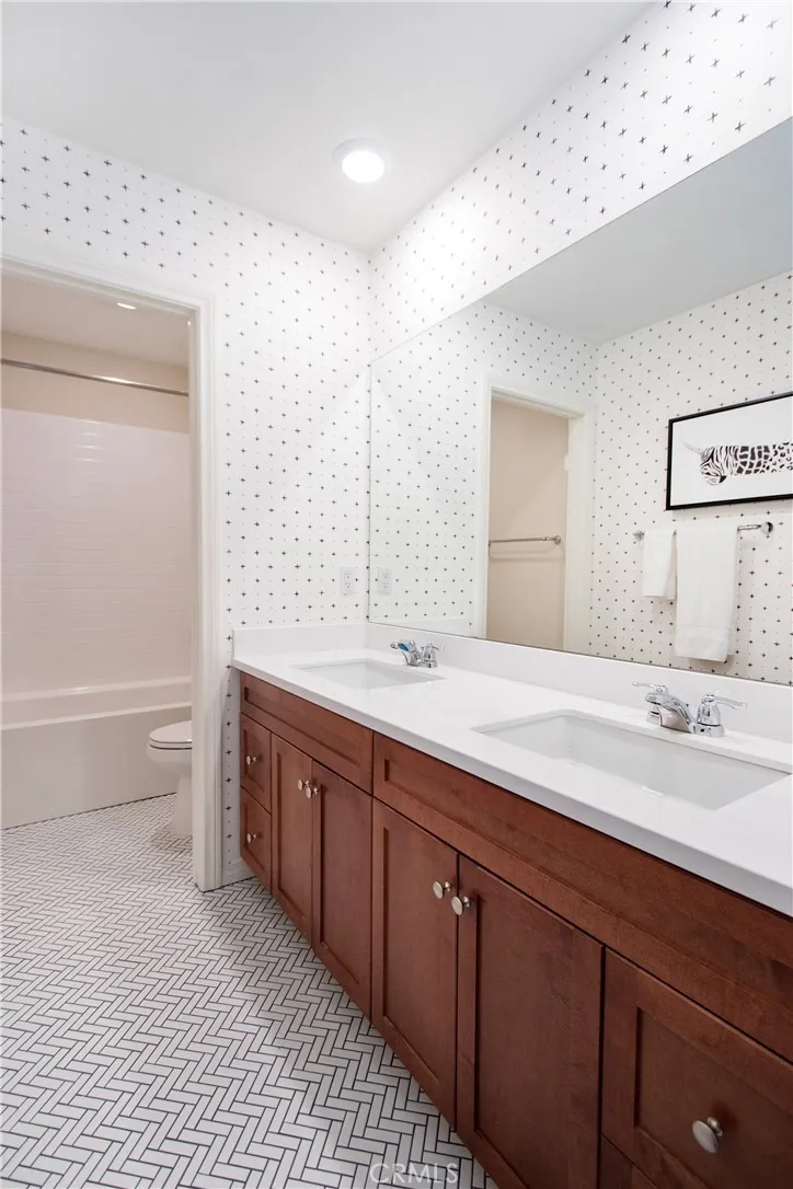 36067 Roaring Fork Drive, Winchester, California 92596 home-pic-24