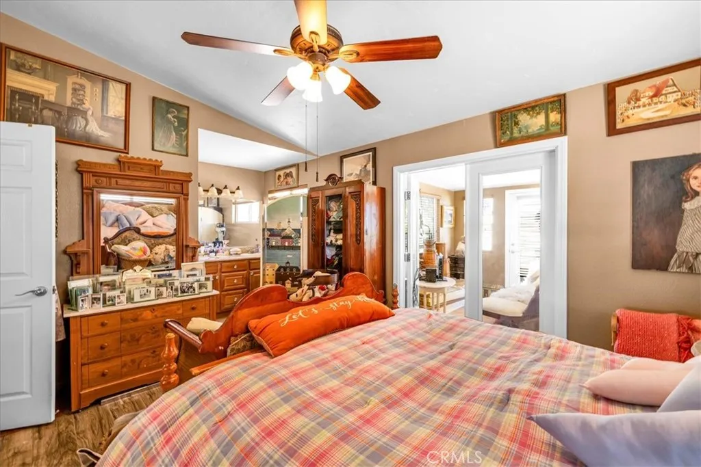 56810 Chipmunk Trail, Yucca Valley, California 92284 home-pic-14
