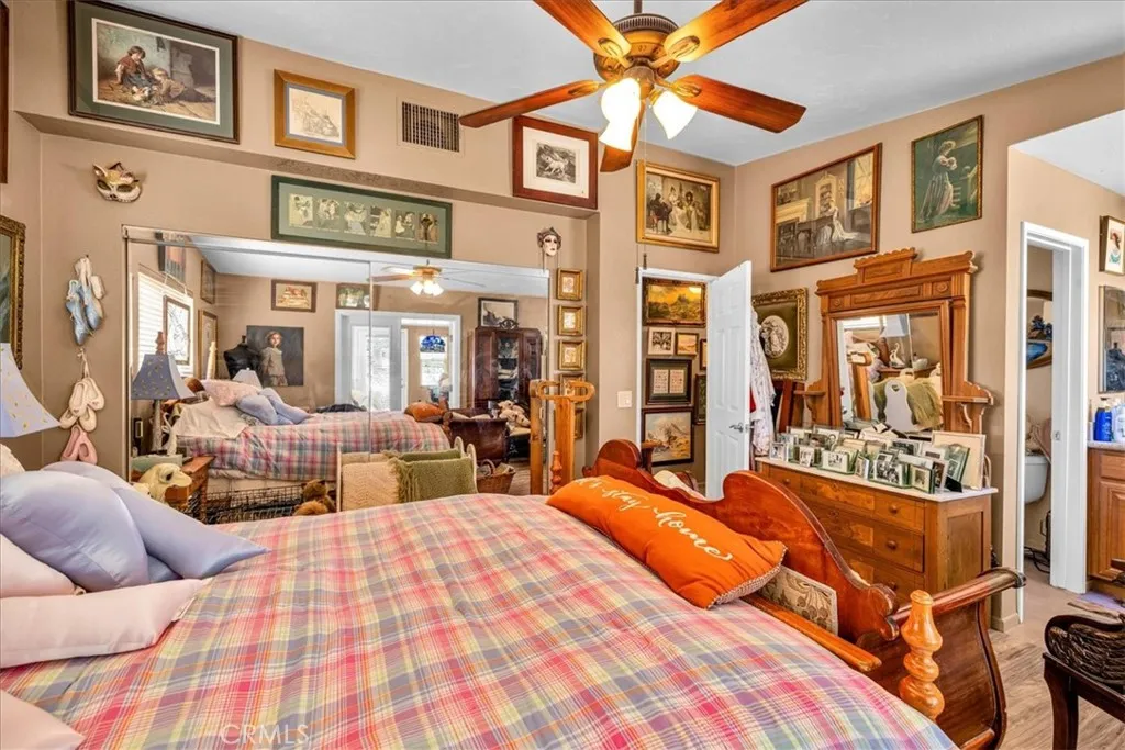 56810 Chipmunk Trail, Yucca Valley, California 92284 home-pic-15